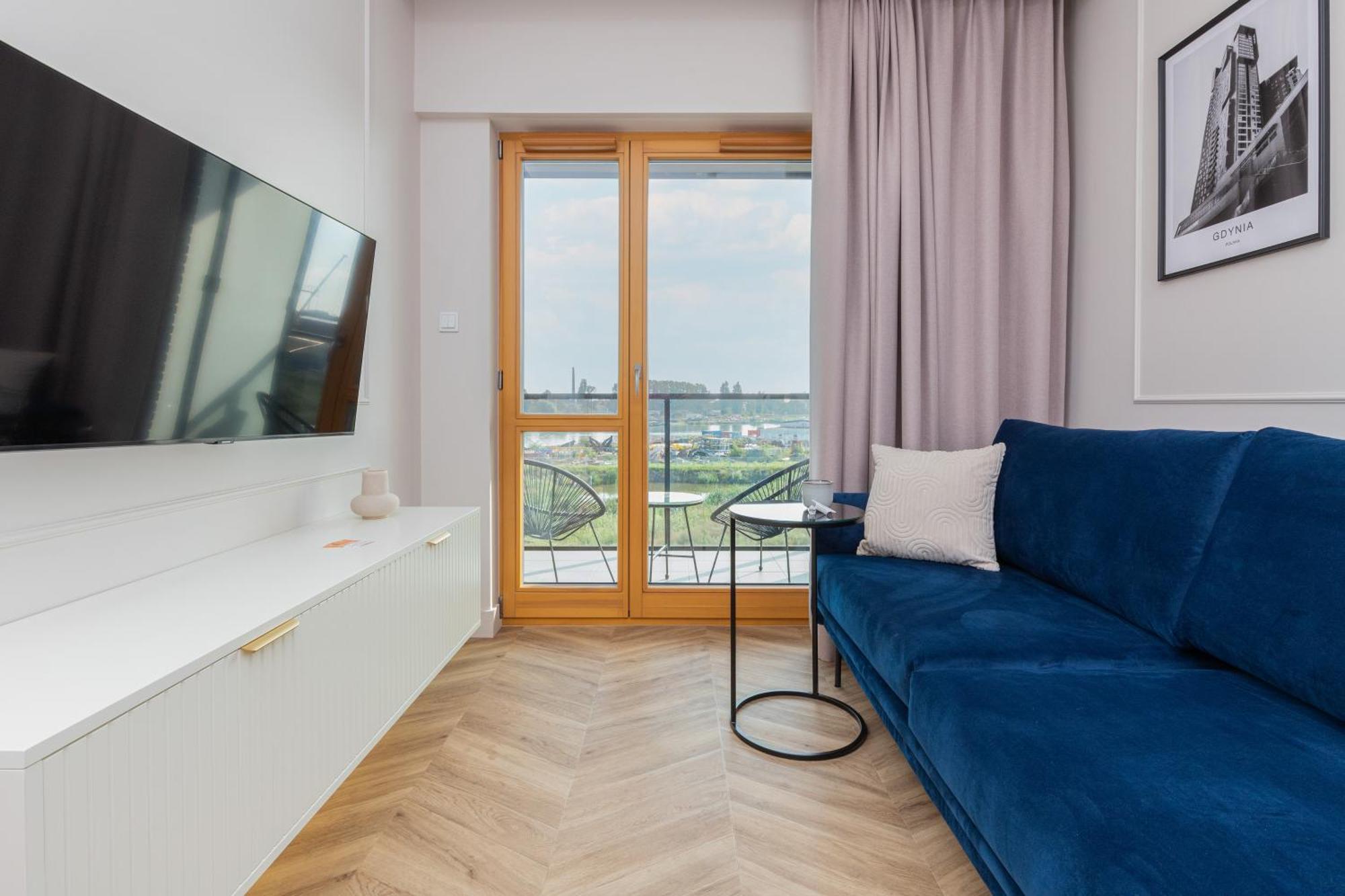 Apartment Sienna Grobla With View Of The Motlawa Terrace & Sauna, Gym By Renters Danzig